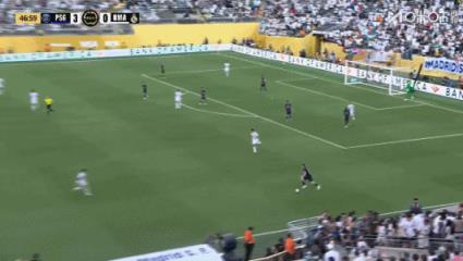  差点4-0，下半场刚开场杜埃破门，但登贝莱越位在先进球无效